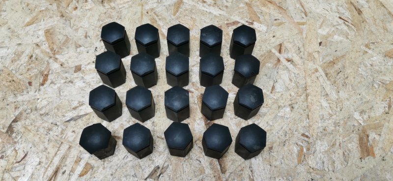 Колпачок на болт колеса OPEL ASTRA H 2007 GTC