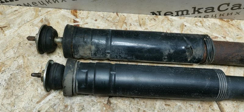 Амортизатор Mercedes C180 1996 W202