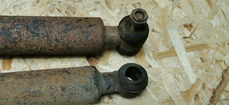 Амортизатор Mercedes C180 1996 W202