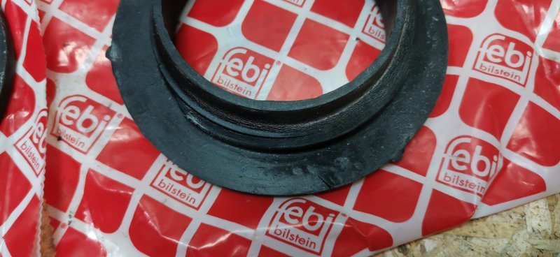 Проставка пружины Mercedes S-Klass W140