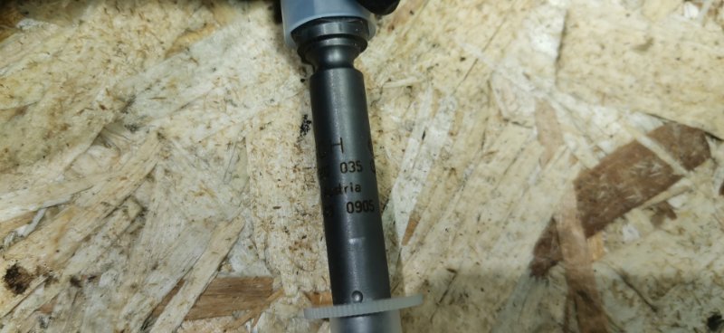 Топливная форсунка Mercedes S-Klass 1987 W126