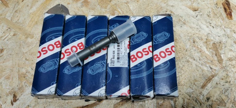 Топливная форсунка Mercedes S-Klass 1987 W126