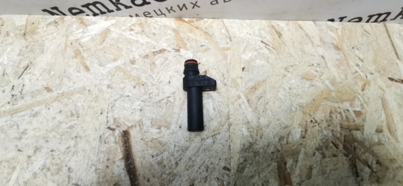Датчик коленвала Mercedes W124 1995 E320