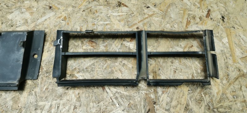 Решетка бампера BMW 5-Series 1996 E39