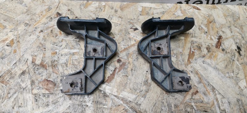 Кронштейн бампера BMW 5-Series 1996 E39