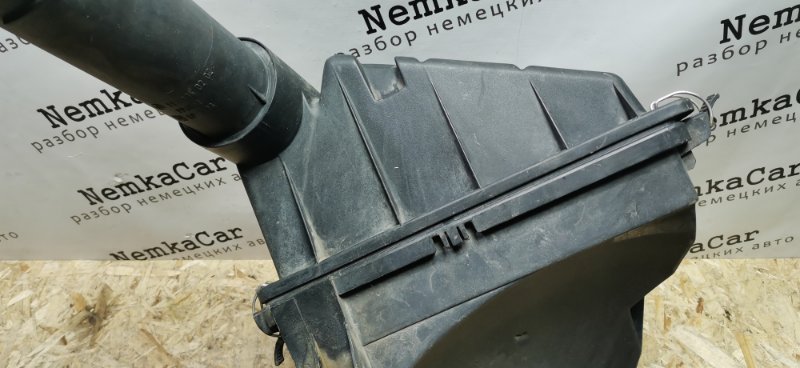 Корпус воздушного фильтра Mercedes C180 1996 W202