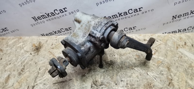 Рулевой редуктор Mercedes w123 1980 Седан