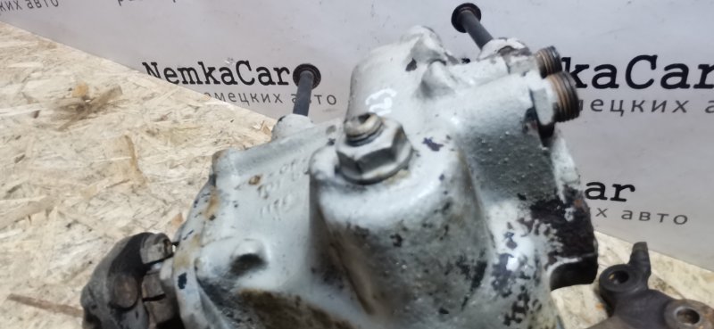 Рулевой редуктор Mercedes w123 1980 Седан