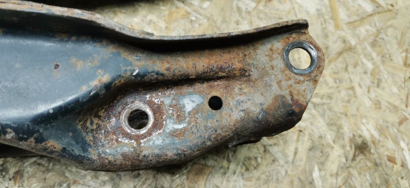 Рычаг подвески Mercedes C180 1996 W202