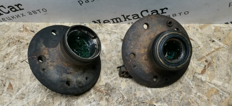 Ступица Mercedes W124 1989 E260