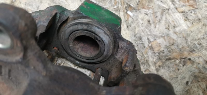 Суппорт тормозной Mercedes W124 1989 E260