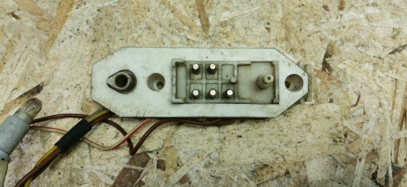 Проводка фары Mercedes W124 1989 E260