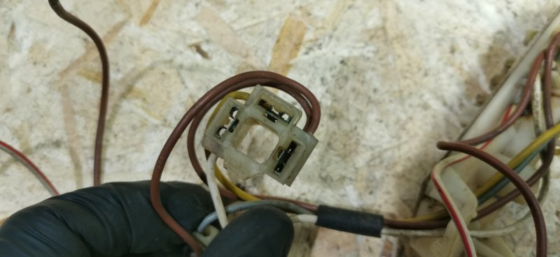 Проводка фары Mercedes W124 1989 E260