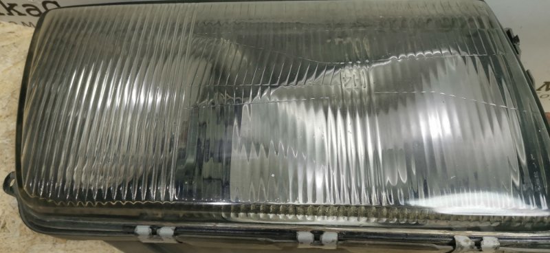 Фара Mercedes W126 1988 420SE