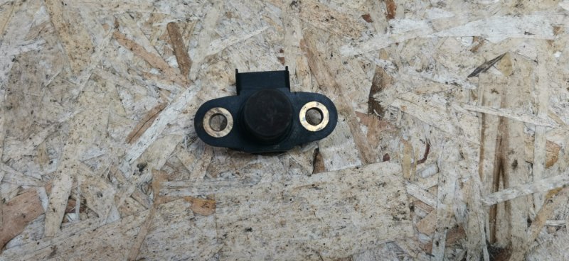 Датчик распредвала Mercedes E-Classe W210