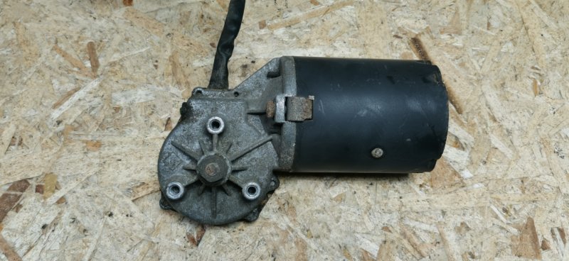 Мотор стеклоочистителя Mercedes w123 1980 Седан