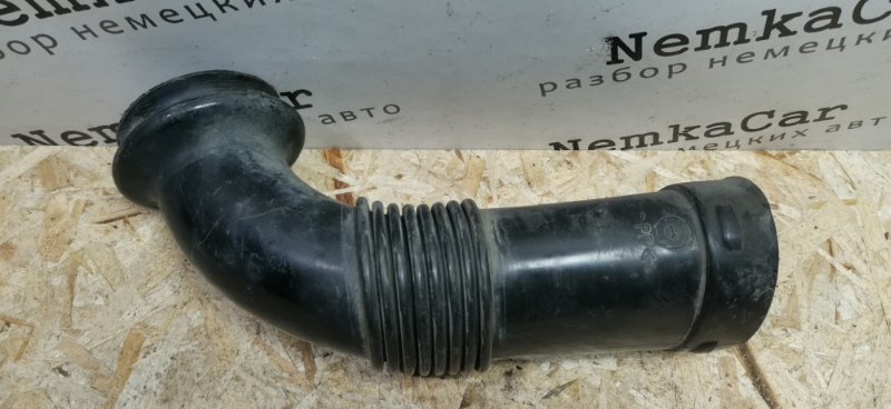 Патрубок воздушного фильтра Mercedes Vito 2004 639