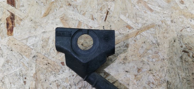 Водосток Mercedes w123 1980 Седан