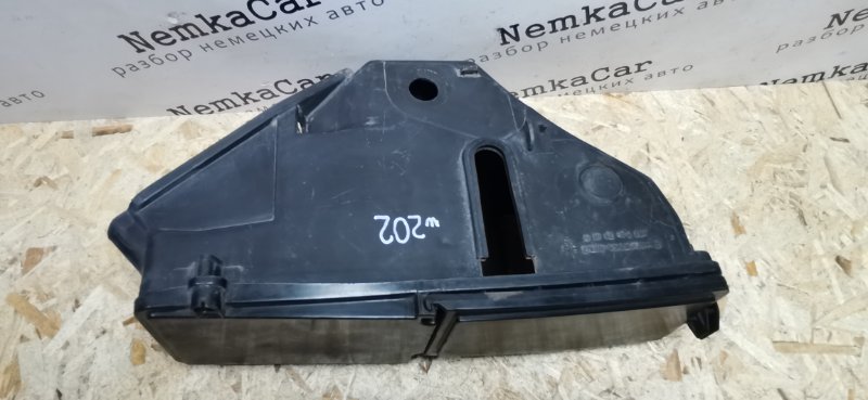 Корпус блока предохранителей Mercedes C180 1996 W202