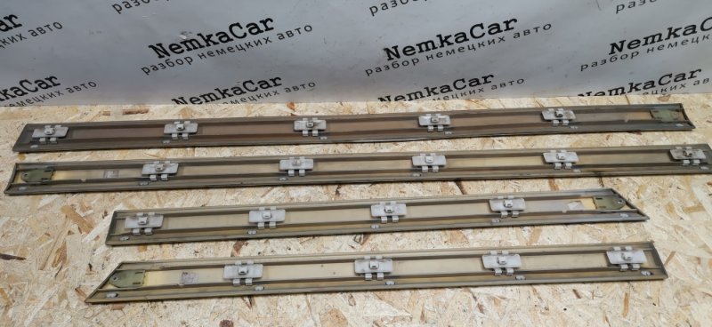 Молдинг двери Mercedes C180 1996 W202