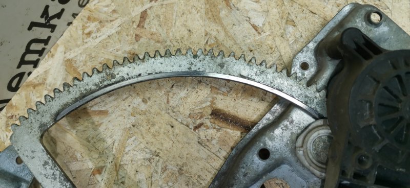 Стеклоподъемник Mercedes C180 1996 W202