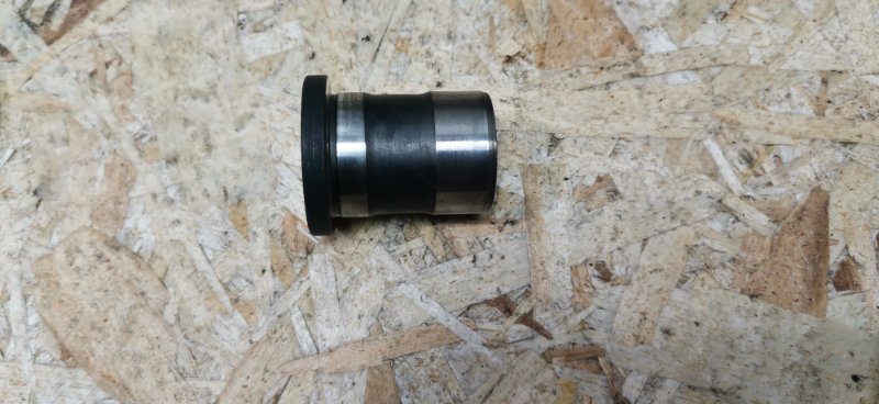 Вакуумный насос Mercedes w123 1985 Седан