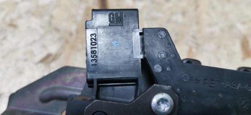 Замок багажника OPEL ASTRA 2011 J