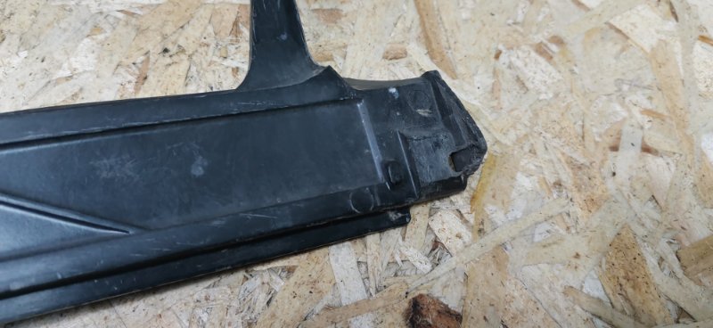 Накладка люка Mercedes W124 1993 E320