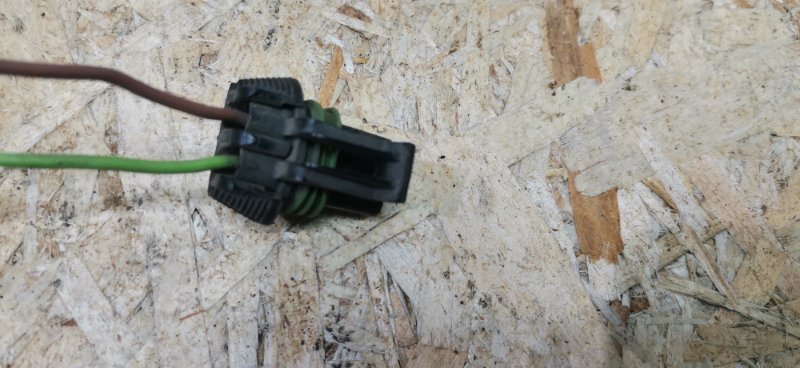 Фишка звукового сигнала Mercedes Vito 2010 639 рест