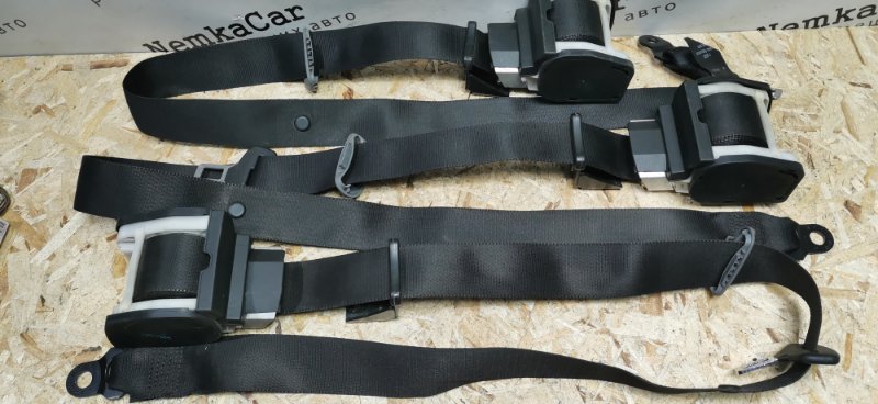 Ремень безопасности Mercedes Vito 2005 639