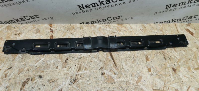 Перемычка люка Mercedes W124 1994 Седан