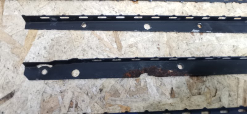 Направляющие люка Mercedes W124 1993 E320