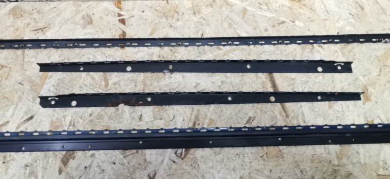 Направляющие люка Mercedes W124 1993 E320