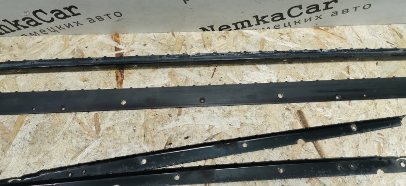 Направляющие люка Mercedes W124 1994 Седан