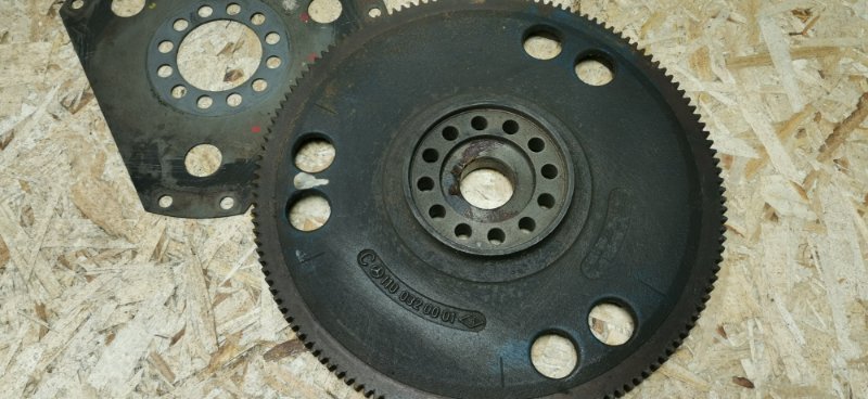 Маховик Mercedes w123 1980 Седан