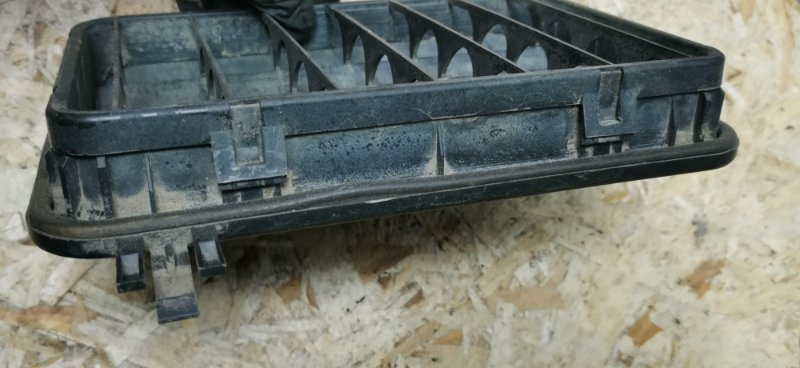 Решетка вентиляции салона Mercedes C180 1996 W202