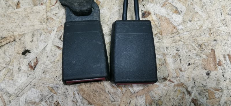 Замок ремня безопасности Mercedes W124 1987