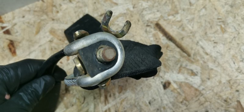 Замок ремня безопасности Mercedes W124 1987