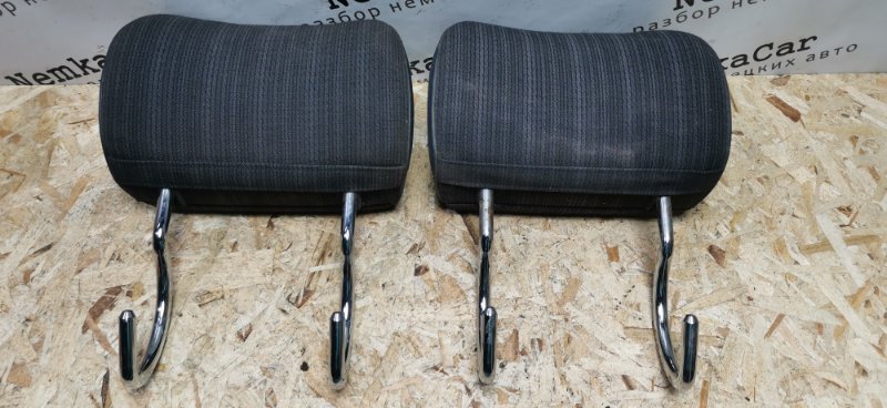 Подголовник Mercedes W124 1987