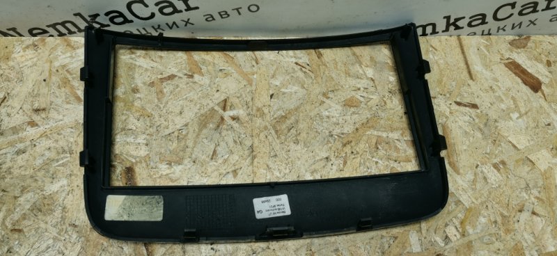 Рамка магнитолы Mercedes Vito 2011 639 рест