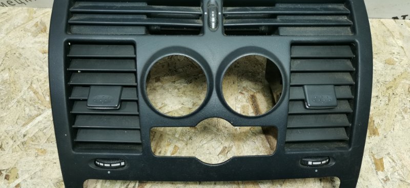 Дефлектор центральной консоли Mercedes Vito 2011 639 рест