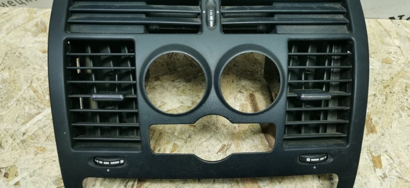 Дефлектор центральной консоли Mercedes Vito 2011 639 рест