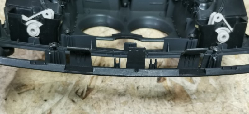 Дефлектор центральной консоли Mercedes Vito 2011 639 рест