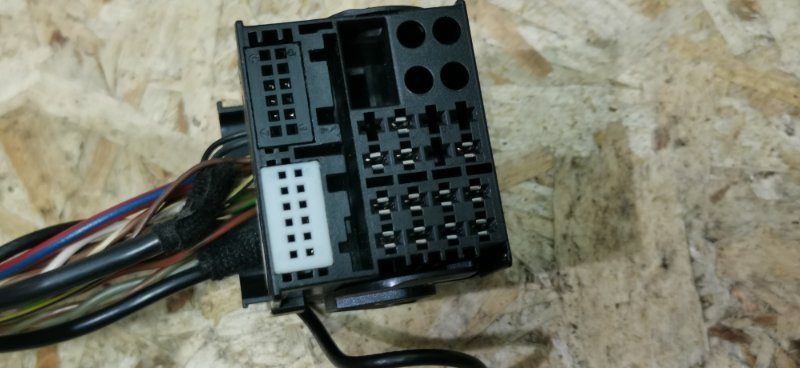 Разъем магнитолы Mercedes Vito 2011 639 рест