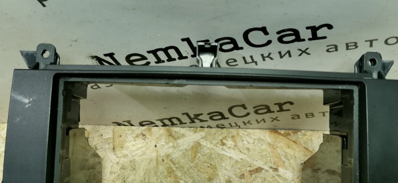 Рамка магнитолы Mercedes Vito 2011 639 рест