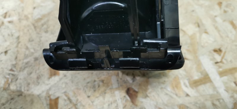 Подстаканник Mercedes Vito 2011 639 рест