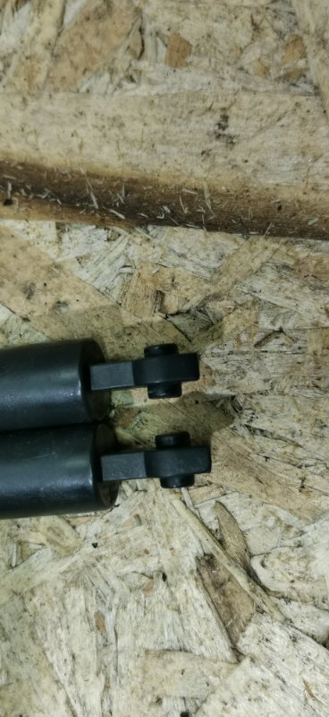 Амортизатор бардачка Mercedes Vito 2011 639 рест