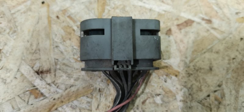 Разъем фары Mercedes Vito 2011 639 рест