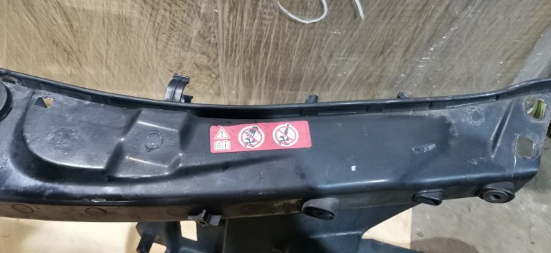 Рамка радиатора Mercedes Vito 2011 639 рест