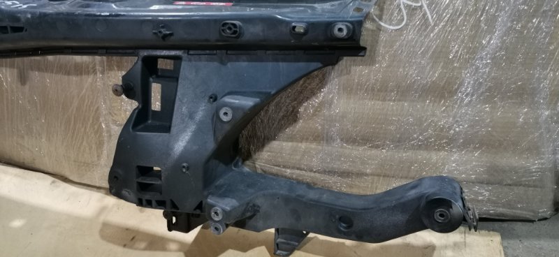 Рамка радиатора Mercedes Vito 2011 639 рест